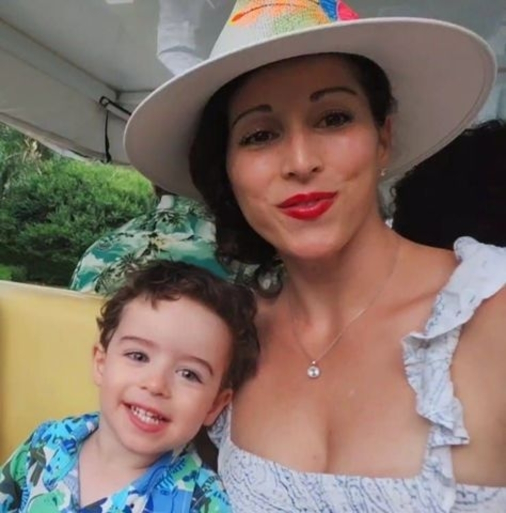 Meet your Posher, Pattricia